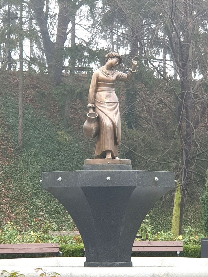 Pomnik Aliny na Żoliborzu